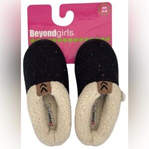 KID’S SLIPPERS NEW ANTI SLIP